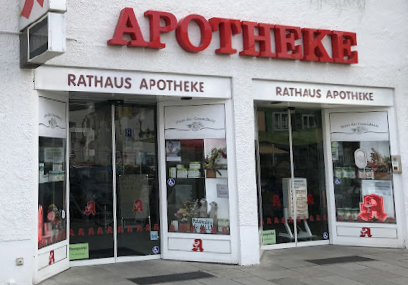 Bild des Eingagnsbereichs der Rathaus Apotheke Neumarkt
